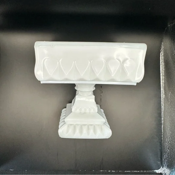 Milk Glass Candy dish - Picture 5 of 9